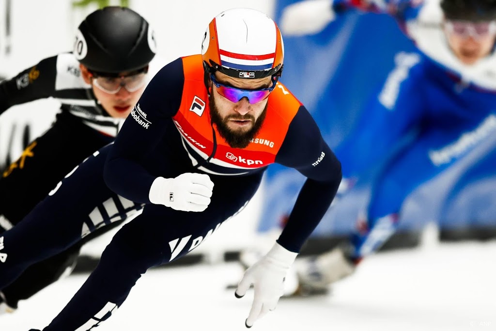 Shorttracker Knegt met aflossingsploeg naar finale Dordrecht
