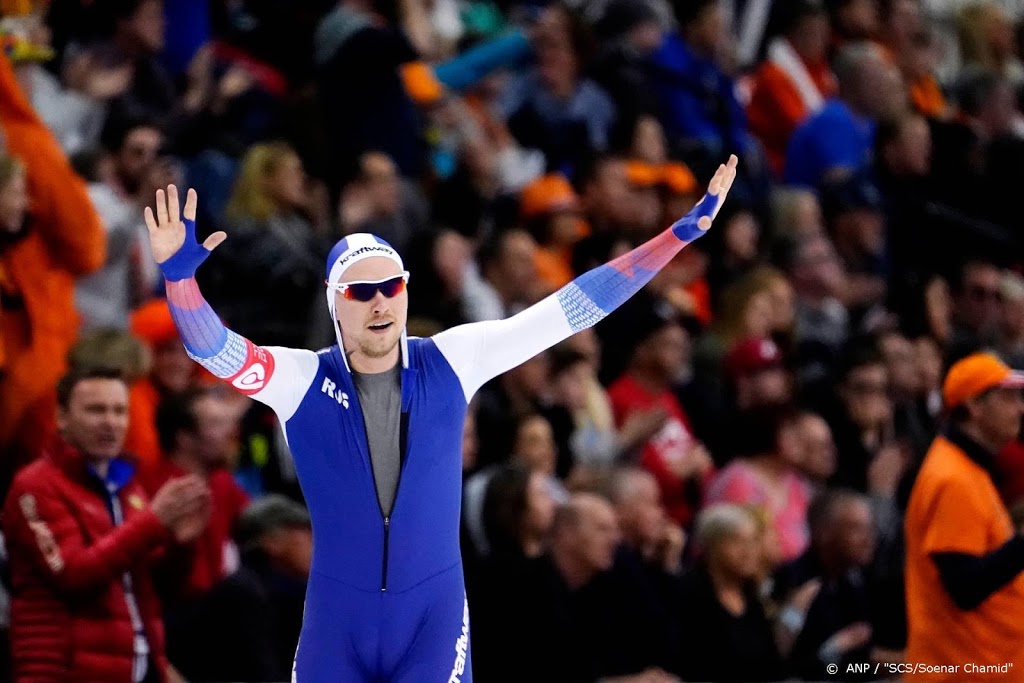 Koelizjnikov slaat hard toe op 1000 meter, zilver voor Nuis