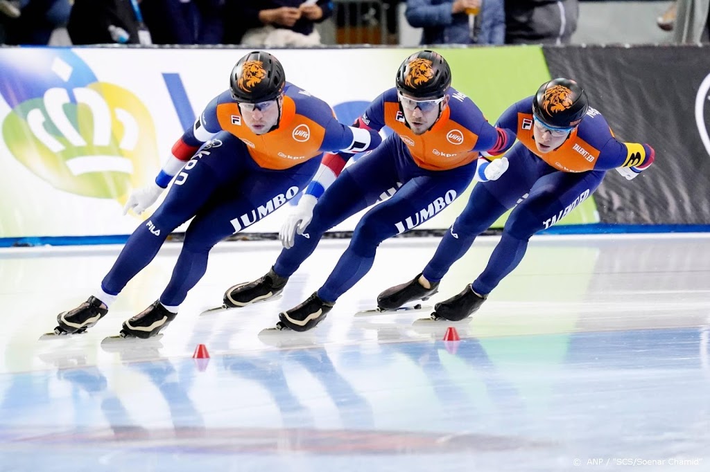 Schaatsers met wereldrecord naar WK-goud op ploegachtervolging