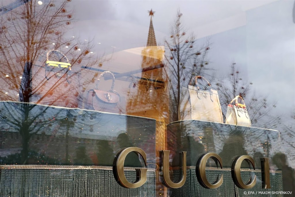 Omzet Gucci hard omlaag, moederbedrijf voelt rel rond Balenciaga