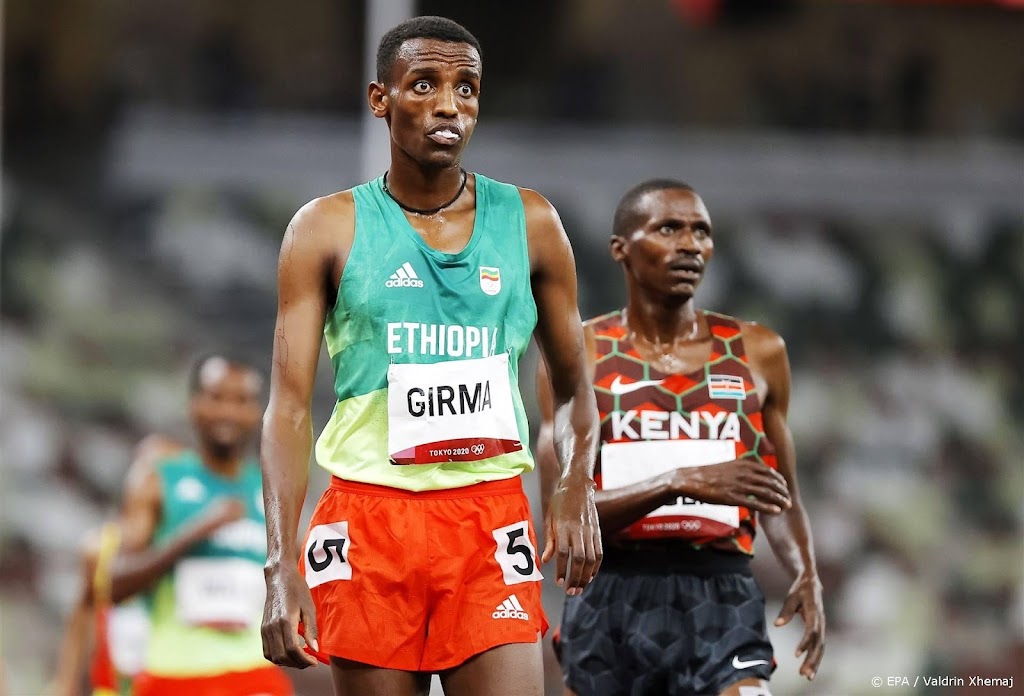 Ethiopiër Girma verbetert wereldrecord 3000 meter indoor