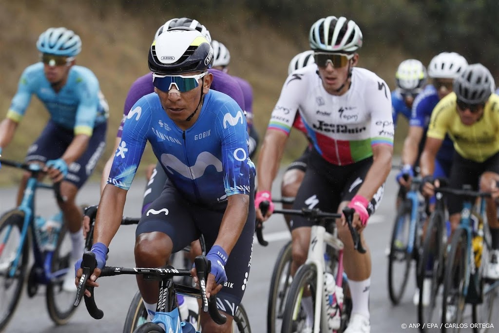 Zieke wielrenner Quintana stelt terugkeer naar Europa uit 