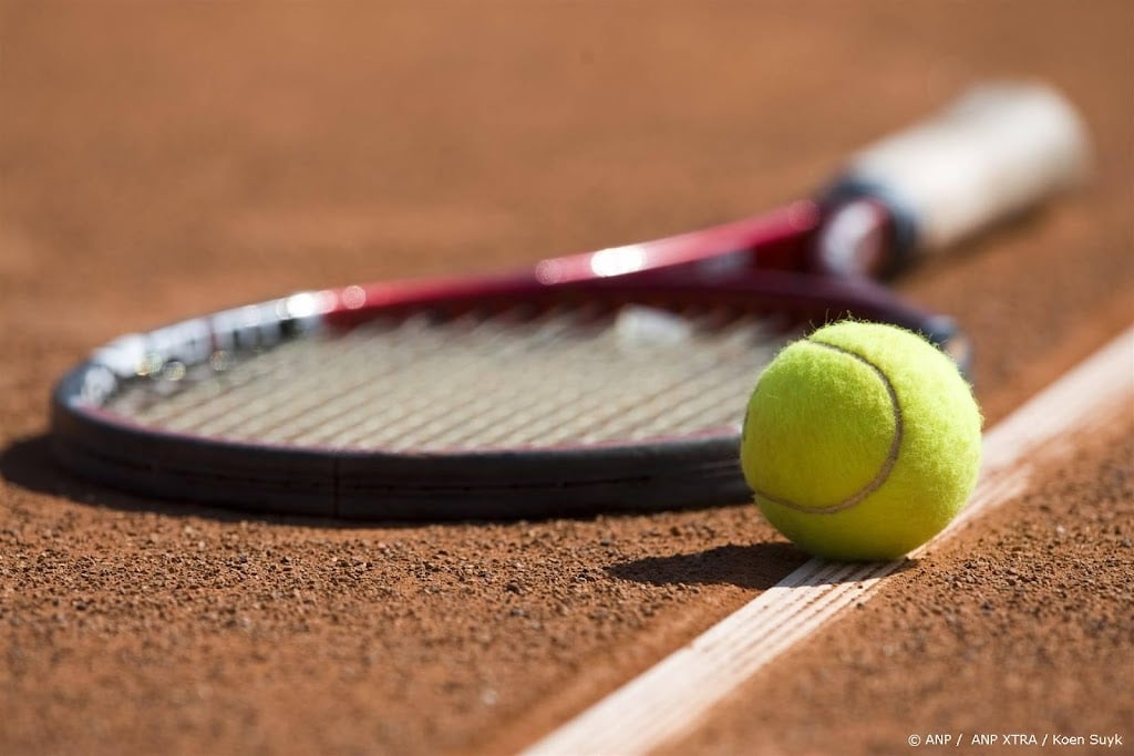 Tennisser Sjevtsjenko verrast met winst op Rune bij ABN AMRO Open