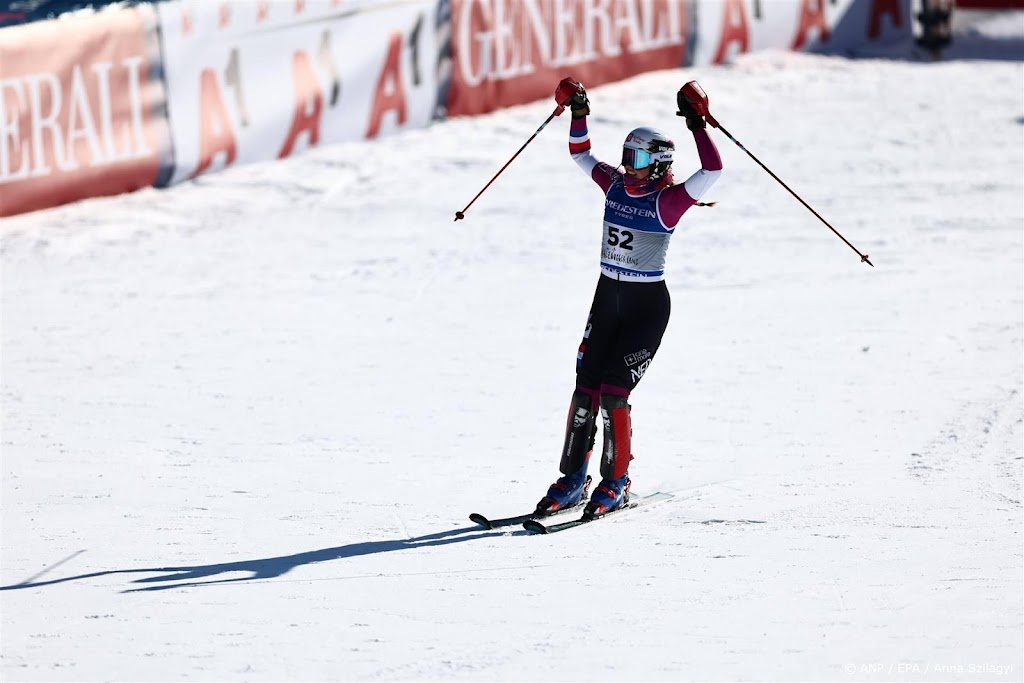 Skiester Derks 26e op WK-slalom, titel voor Zwitserse Rast
