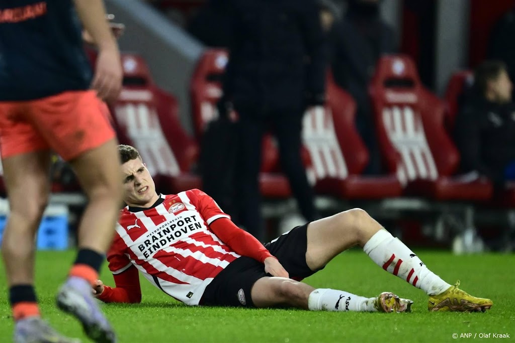 Til loopt enkelblessure op in duel van PSV met FC Utrecht
