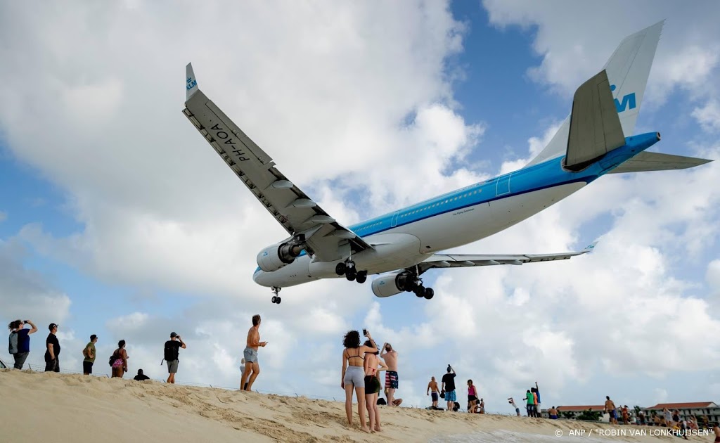 Sint Maarten sluit grens voor passagiers uit VS en Europa