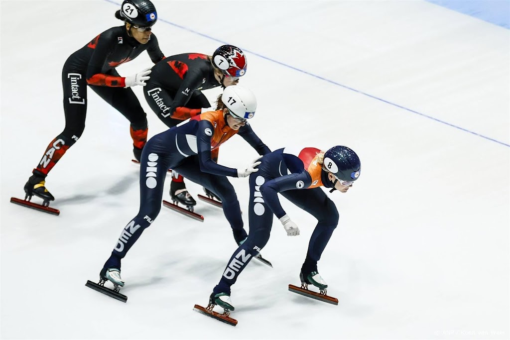 Shorttrackers op gemengde aflossing naar halve finale WK