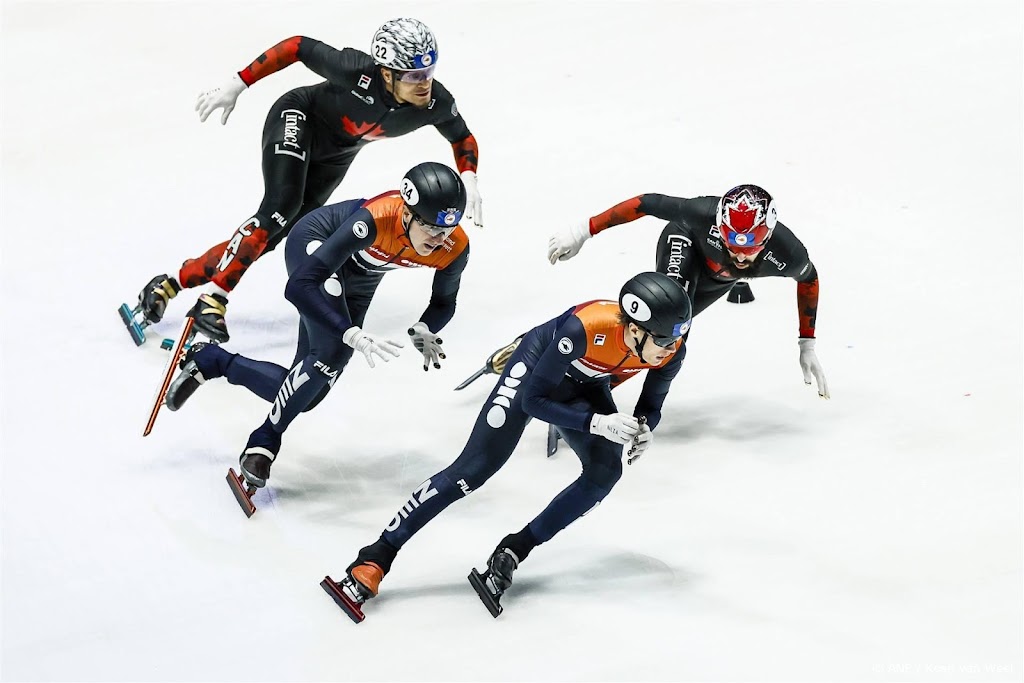 Nederlandse shorttrackers volgen vrouwen richting halve finale WK