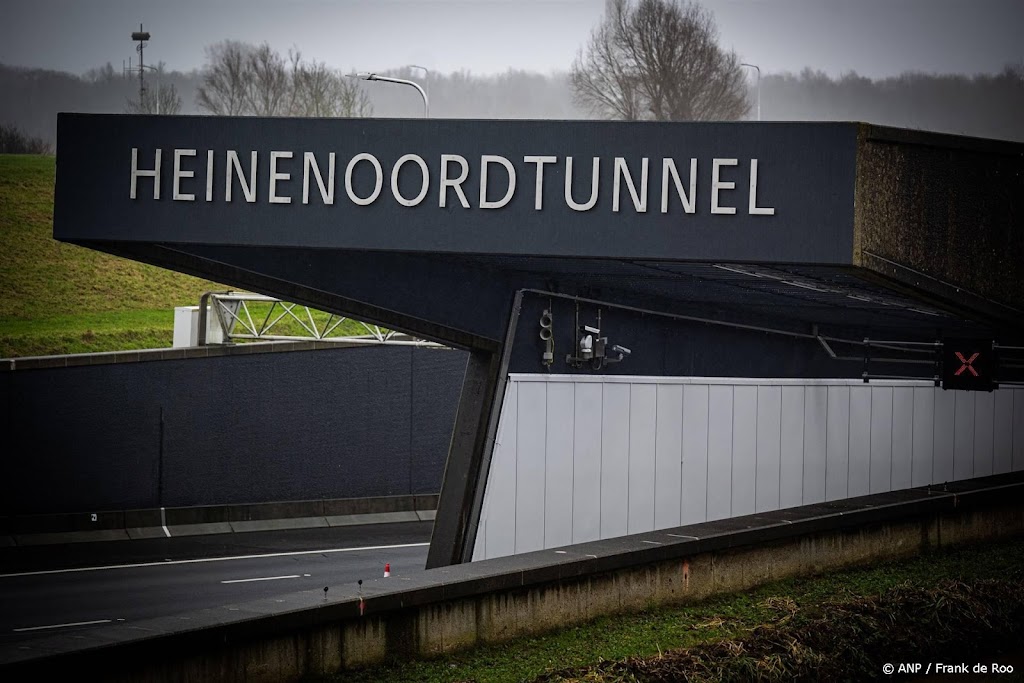 Herstel Heinenoordtunnel pas later, weg wel weer helemaal open