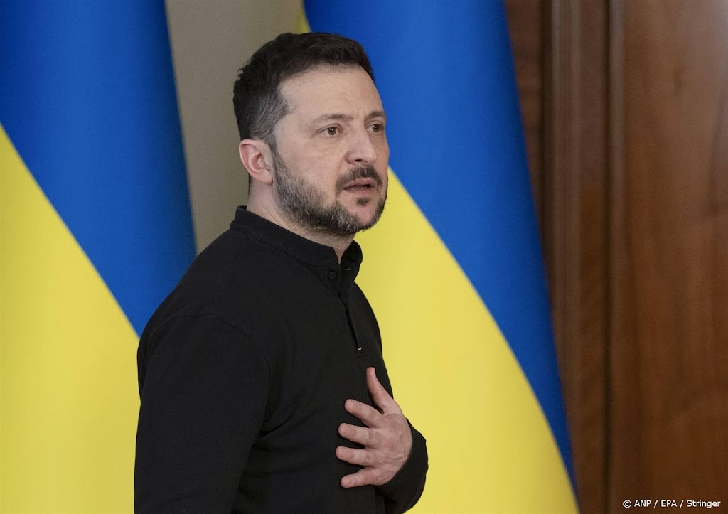 Zelensky: operatie in Koersk gaat verder, troepen niet omsingeld