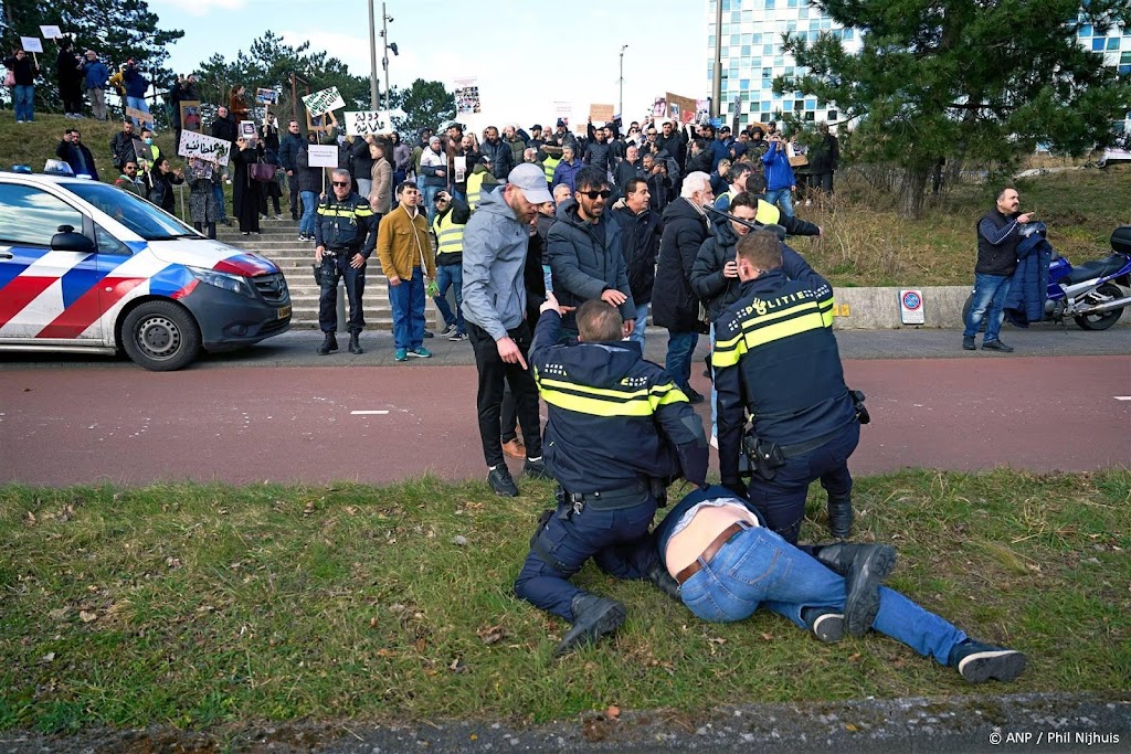 Demonstratie voor alawieten bij ICC mondt uit in gevecht