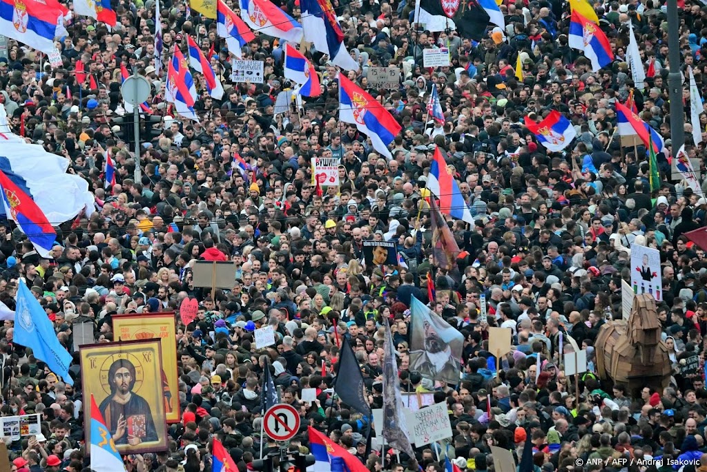 Meer dan 100.000 demonstranten bij anticorruptieprotest Belgrado