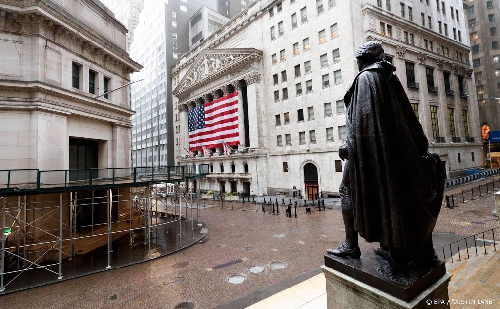 Wall Street lager na dramatische cijfers winkelverkopen