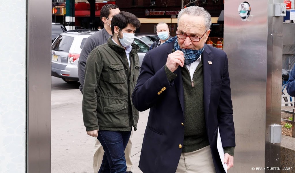New Yorkers moeten kapje op als ze geen afstand kunnen bewaren