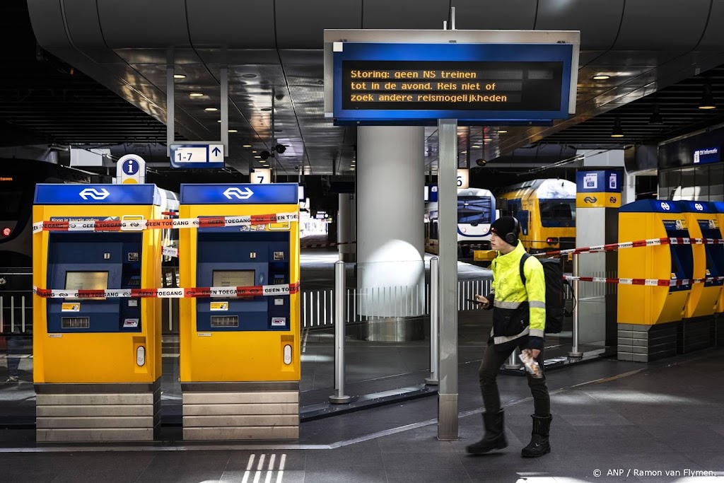 12.000 treinreizigers vragen compensatie voor storing bij NS