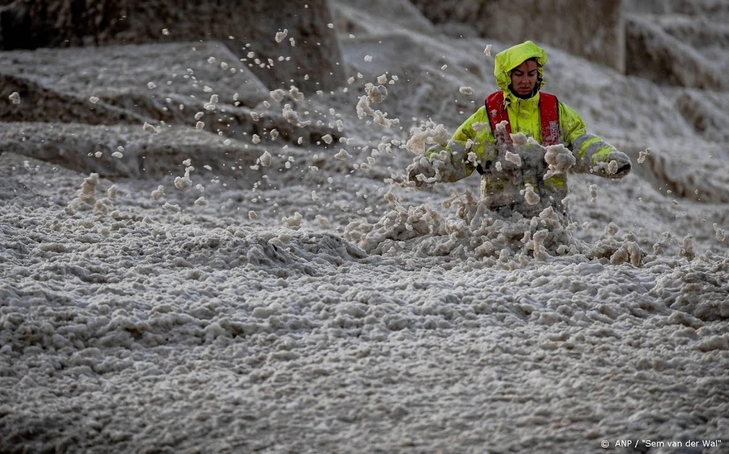 Vijfde slachtoffer surfdrama nog steeds niet gevonden