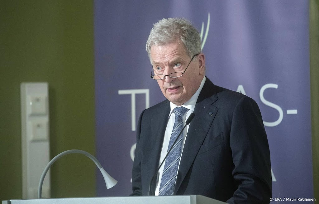 Finland vraagt lidmaatschap NAVO aan