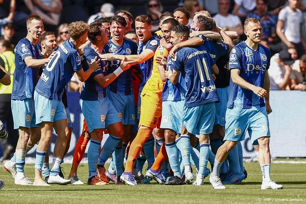 Verdedigers Vriends en Auassar roemen teamgeest Sparta