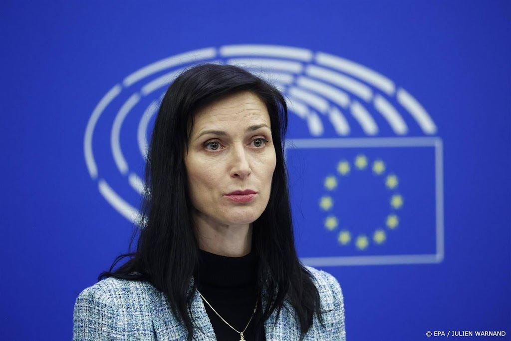 Bulgaarse Eurocommissaris dient ontslag in om regering te vormen