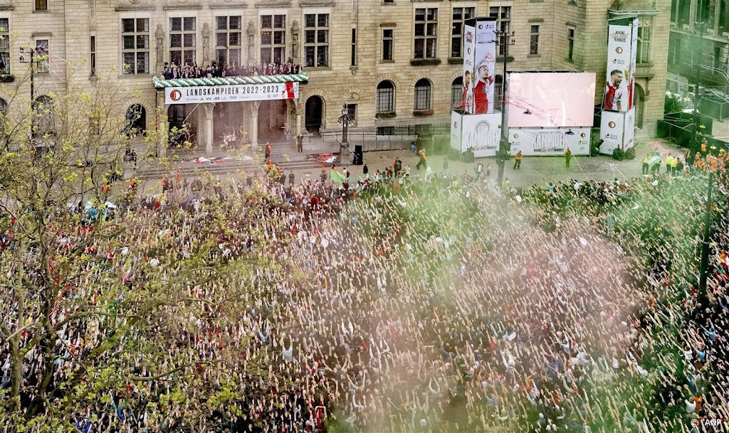 Politie: kampioensfeest Feyenoord goed verlopen, 21 aanhoudingen