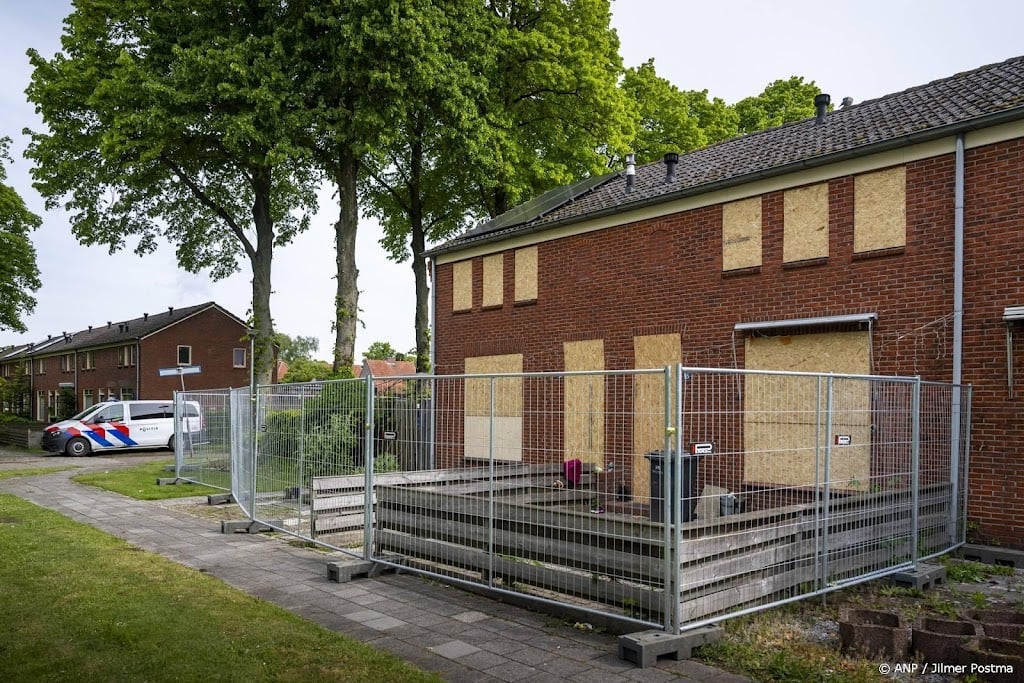 Vernieling bij drie woningen Stadskanaal, politie zoekt getuigen