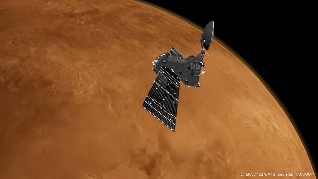 Groene gloed van zuurstof rond Mars ontdekt