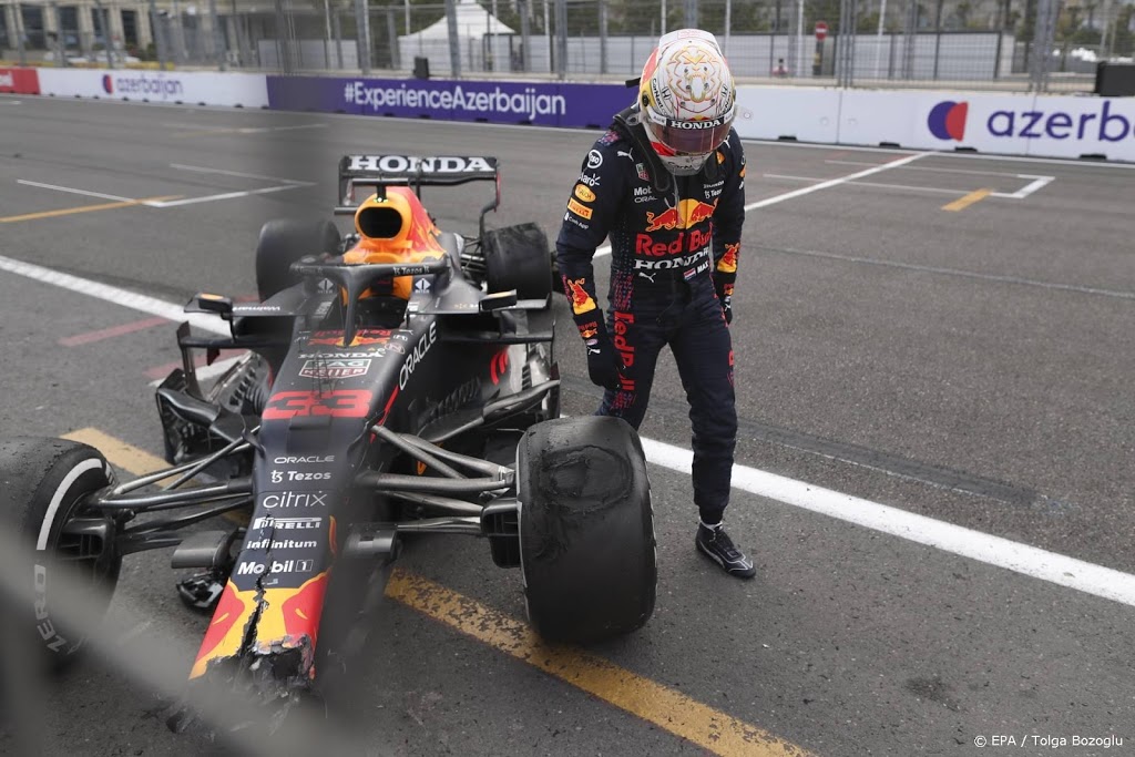 Bandenleverancier heeft oorzaak klapband Verstappen ontdekt