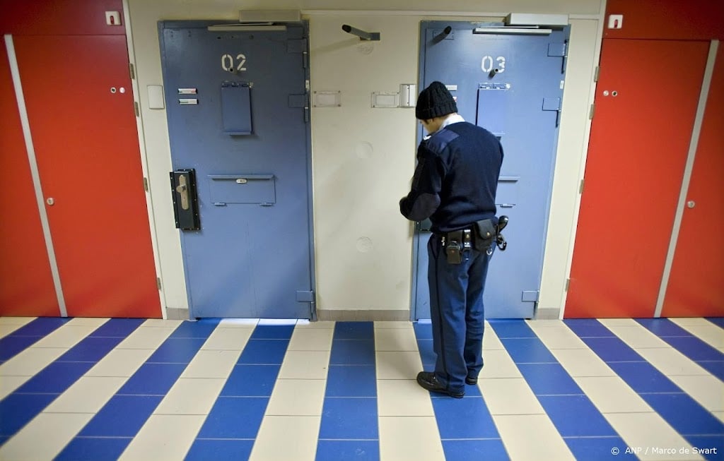 België laat gevangenen vervroegd vrij tegen overbevolking cellen