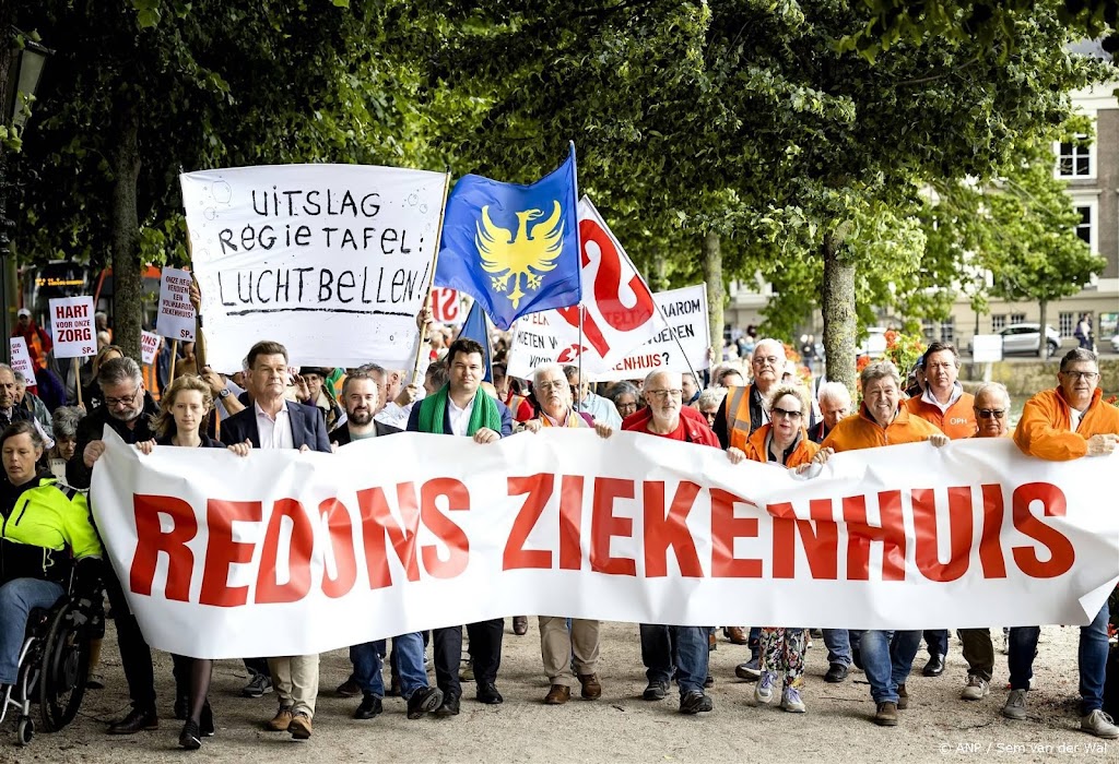 Honderden Limburgers in Den Haag voor behoud ziekenhuis