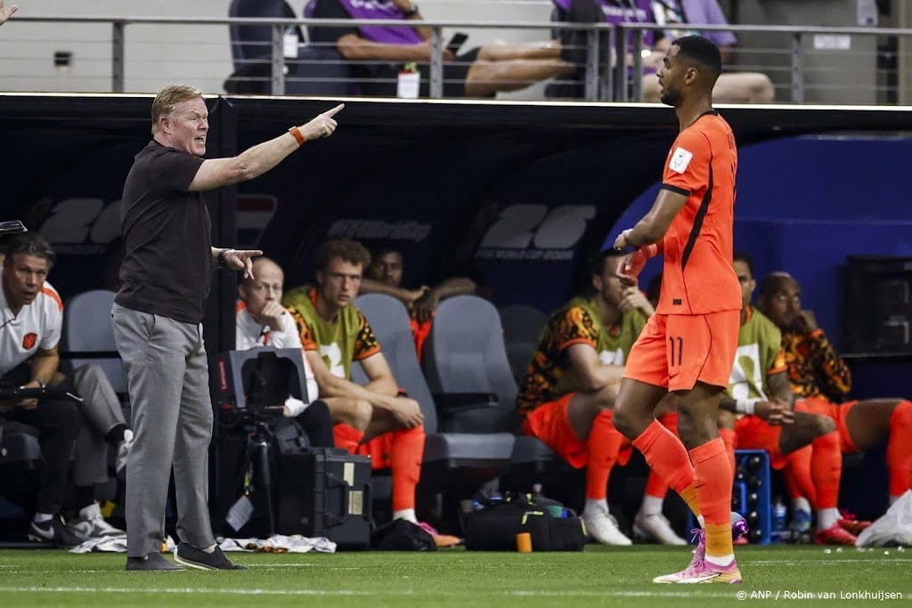 Bondscoach Koeman staat achter wisselbeleid in duel met Japan