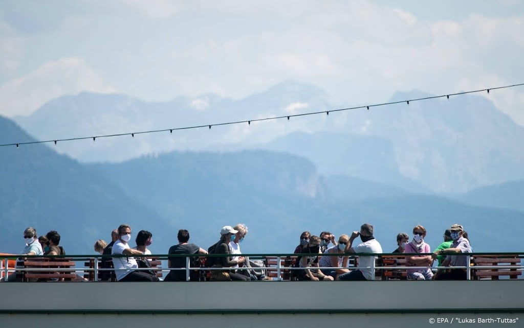 Zwitserse berggebieden 'volgeboekt'  na lockdown