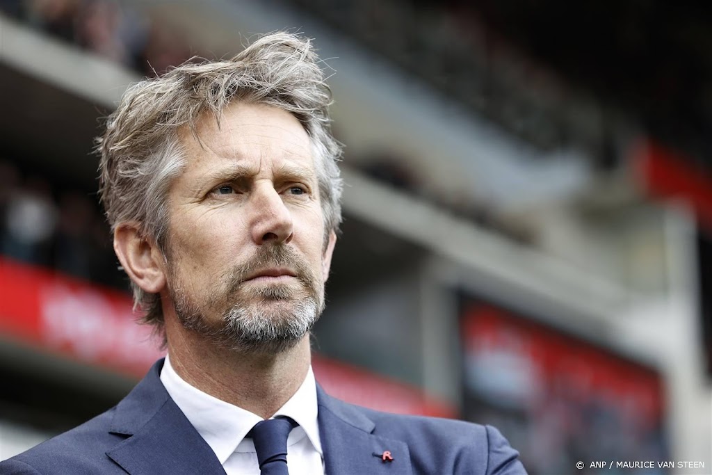 Van der Sar overgebracht naar ziekenhuis in Nederland   