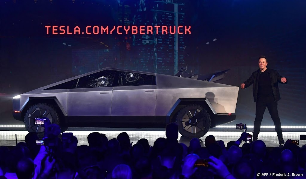 Tesla start productie Cybertruck, twee jaar achter op schema