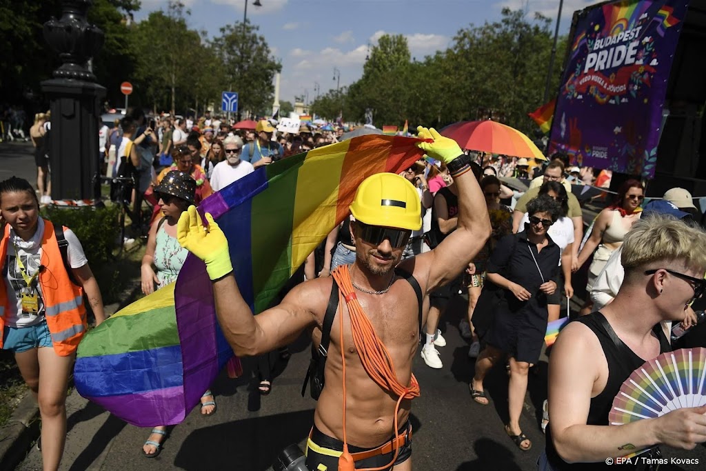 Duizenden nemen deel aan Hongaarse Pride-mars