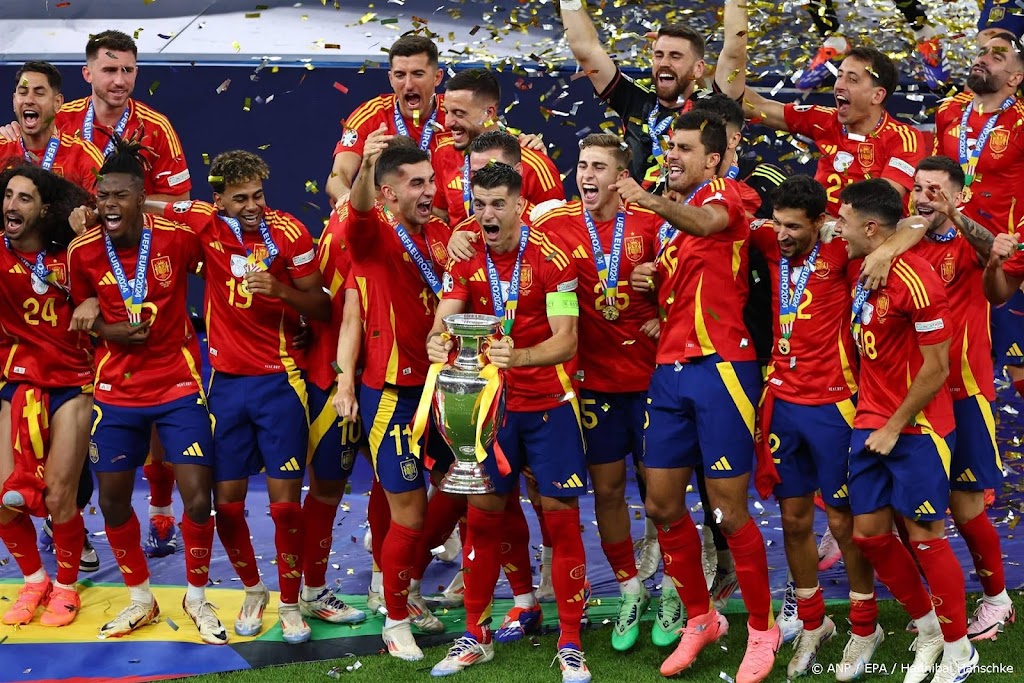 Spaanse voetballers hopen na EK op nieuwe periode van dominantie