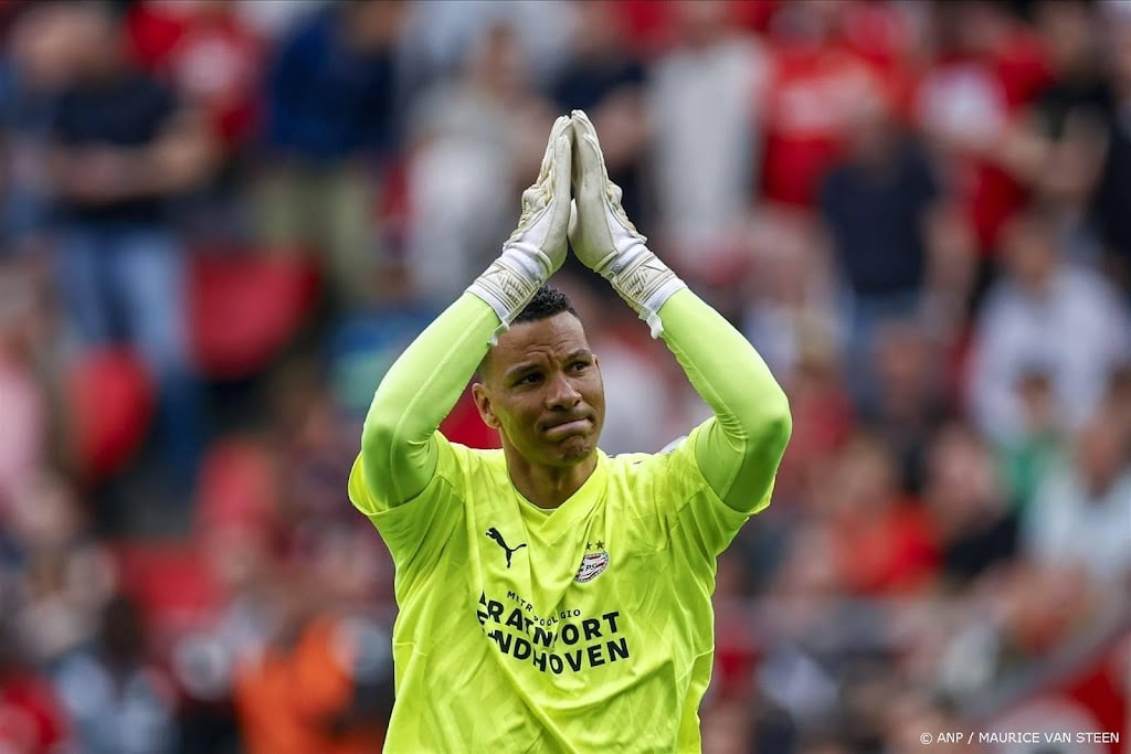 Waterman (40) stopt als doelman en wordt keeperstrainer Jong PSV