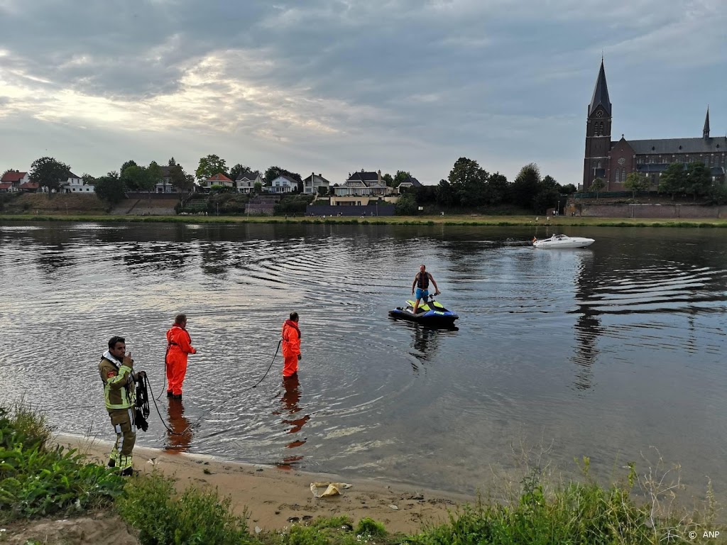 Vergeefse zoektocht naar drenkeling in Maas bij Kessel