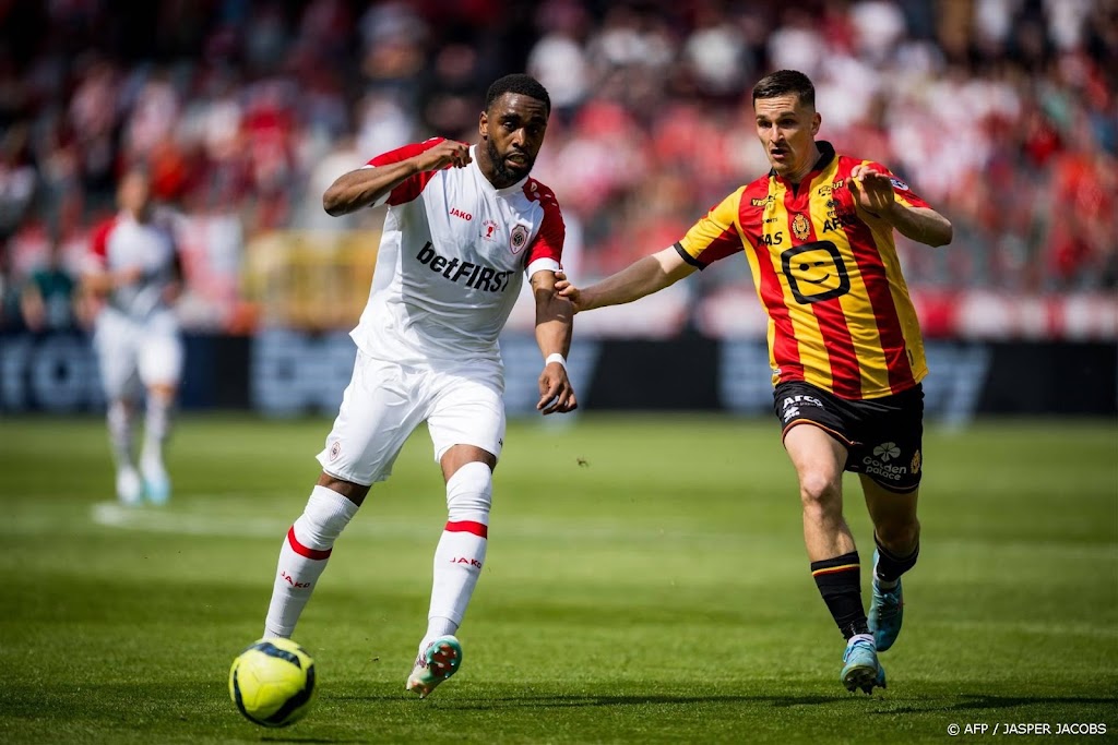 FC Twente huurt Belgische verdediger van KV Mechelen 