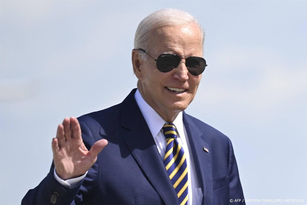 President Biden wil door branden geteisterd Hawaï snel bezoeken