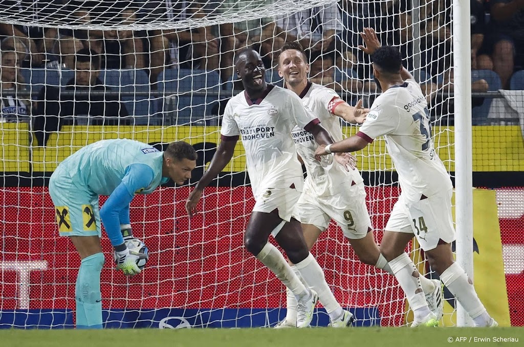 PSV na tweede zege op Graz weer naar play-offs Champions League