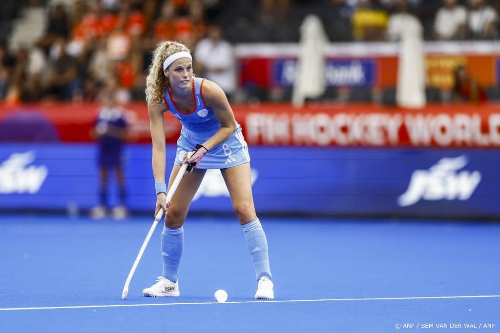 Hockeyster Jansen geniet van rake strafcorner in eerste WK-duel