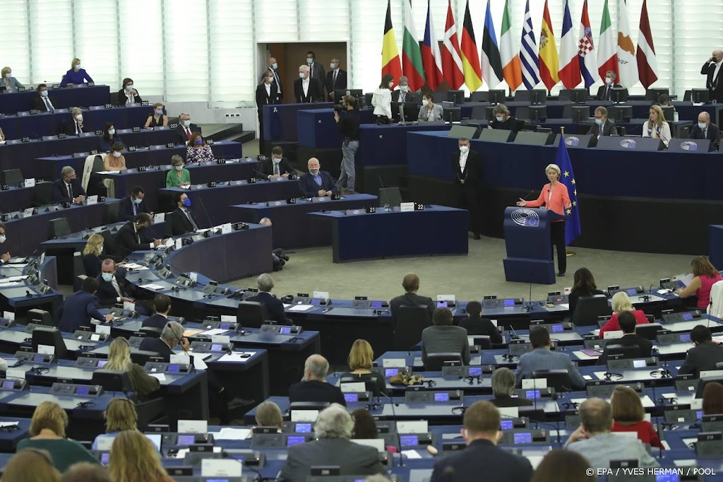 Von der Leyen hekelt 'onwil' om EU militair sterker te maken