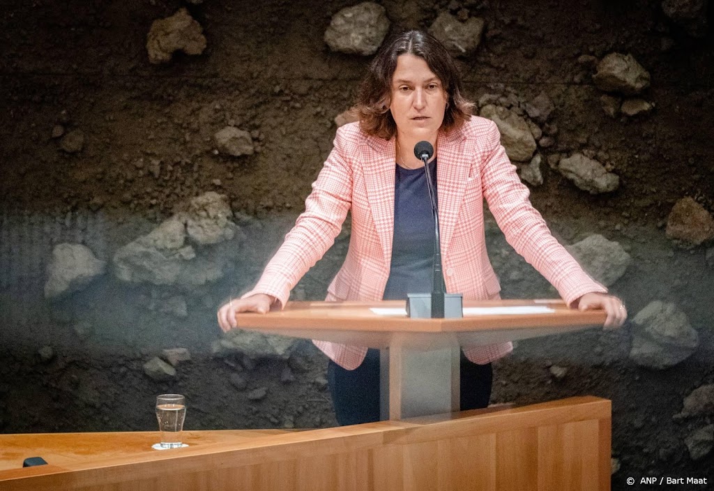Harde woorden Kamer over Afghaans evacuatiebeleid kabinet