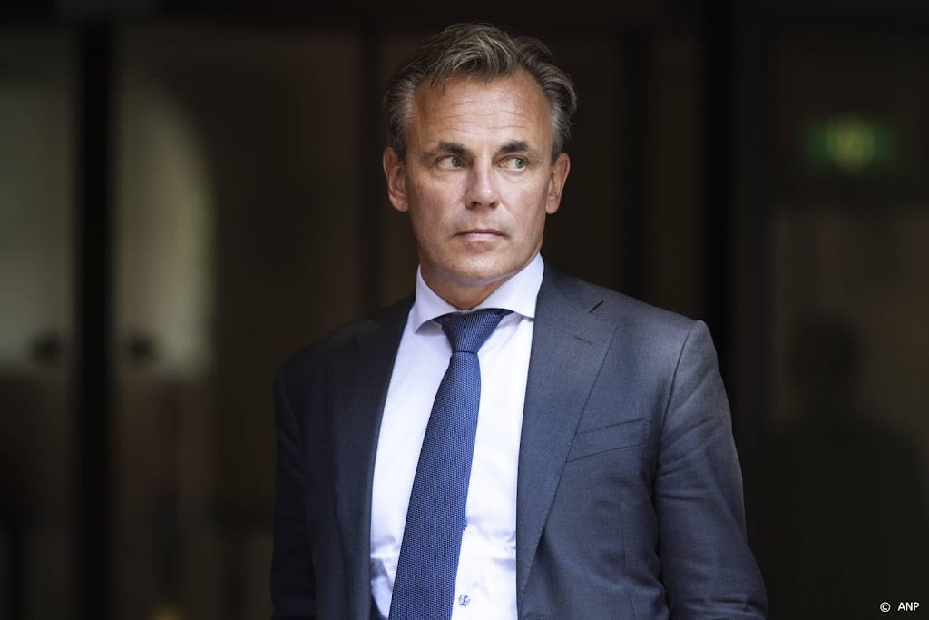 Harbers hoorde dag later pas dat Schipholbaas Benschop opstapt