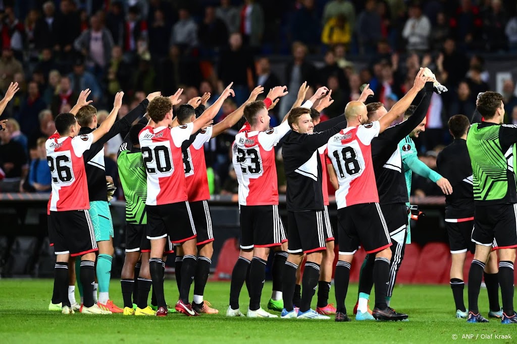 Feyenoord-trainer Slot ziet puzzelstukken in elkaar vallen
