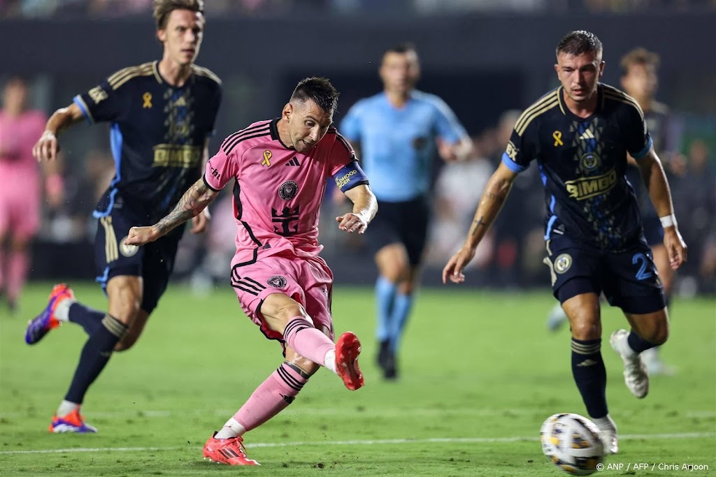 Messi scoort na maanden afwezigheid twee goals in vier minuten