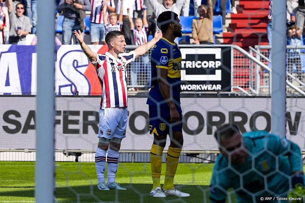 Willem II vergroot met ruime zege (3-0) problemen puntloos RKC