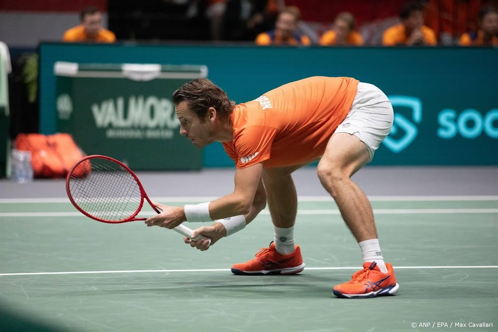 Tennissers bereiken laatste acht Davis Cup door zege in dubbel