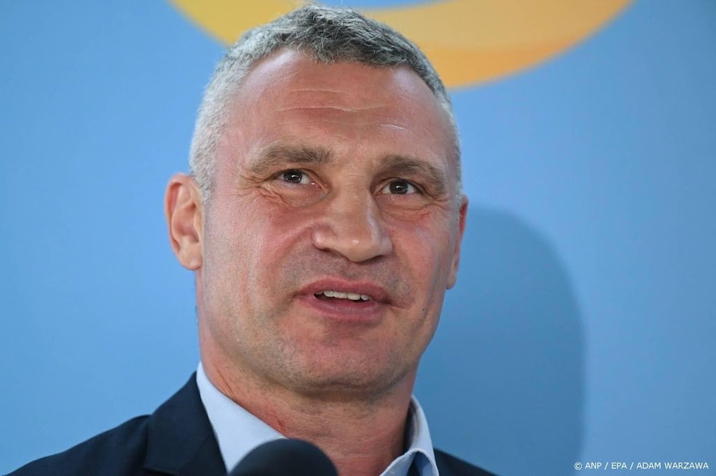 Burgemeester Kyiv: Rusland treft tankstation en magazijn