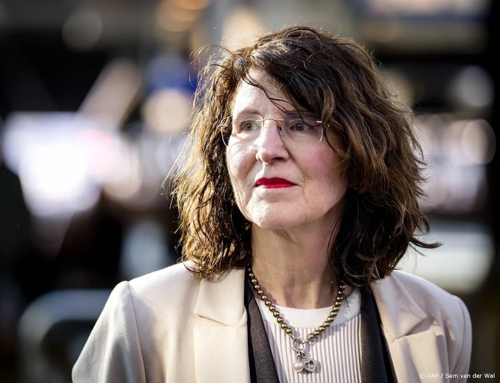 Bertram: vermoedelijke sabotage op spoor 'bijzonder zorgelijk'